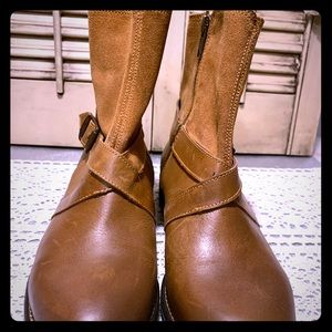 Brand new Wolverine Women’s Zip Leather Boots 7.5.